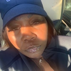 Meet your Posher, Chenita